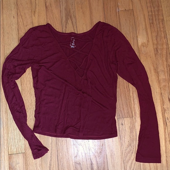 Me To We Criss Cross Top - Picture 1 of 2